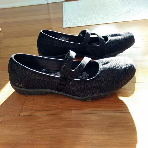 skechers breathe easy lucky lady